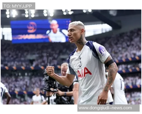 欧冠激战曼城大胜波尔图红牌争议引发全场热议