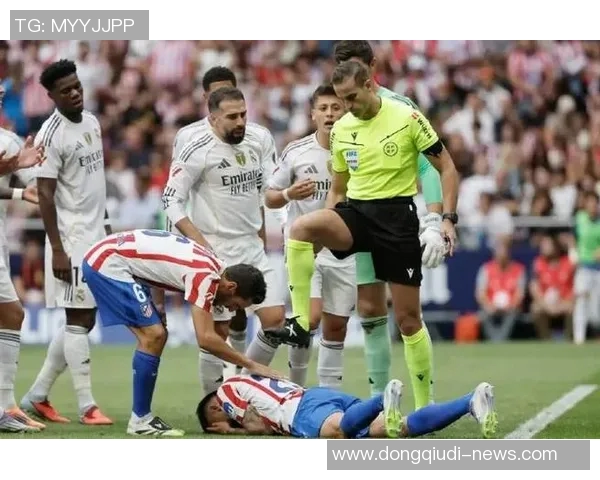 英超激战:多特蒙德凭乌龙球险胜马竞引发争议判罚热议